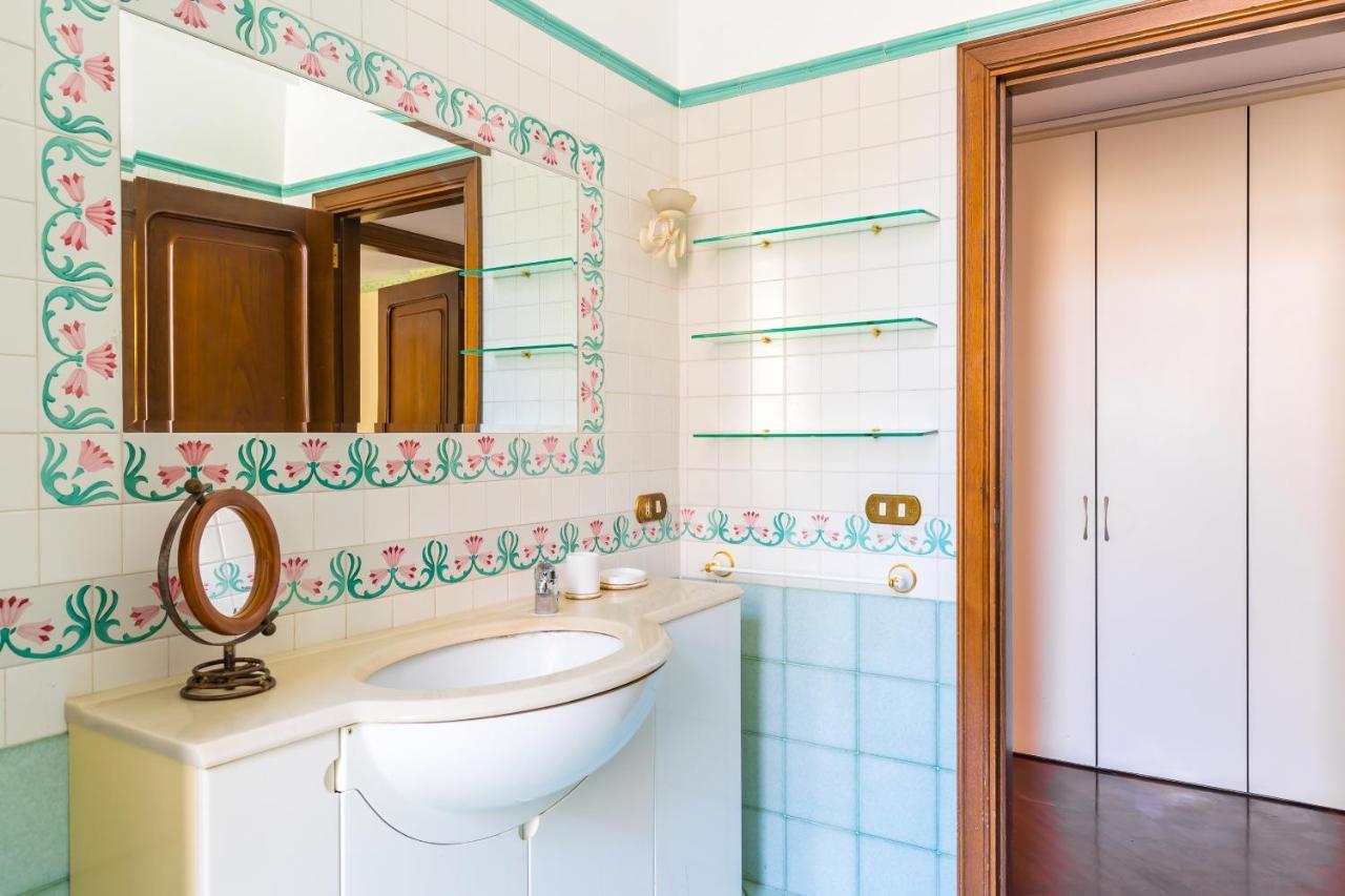 Grand Classic Apartment At San Martino By Napoliapartments מראה חיצוני תמונה